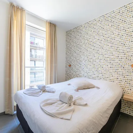 Cozy 2-room In The Center Of *